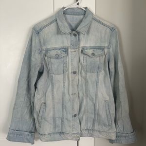 GAP Women’s Light Denim Jacket - XL Tall